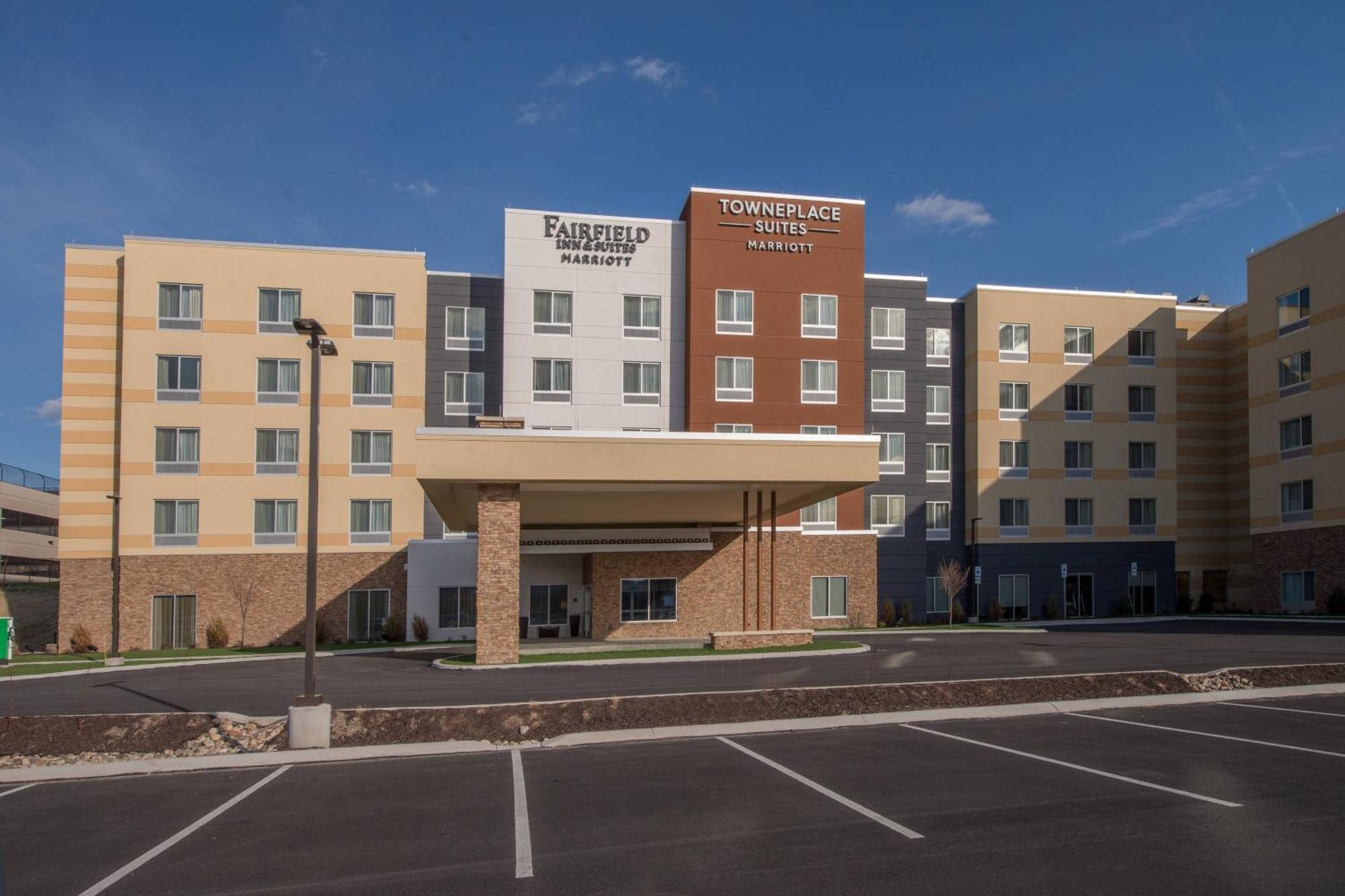 Fairfield Inn & Suites By Marriott Altoona Ngoại thất bức ảnh