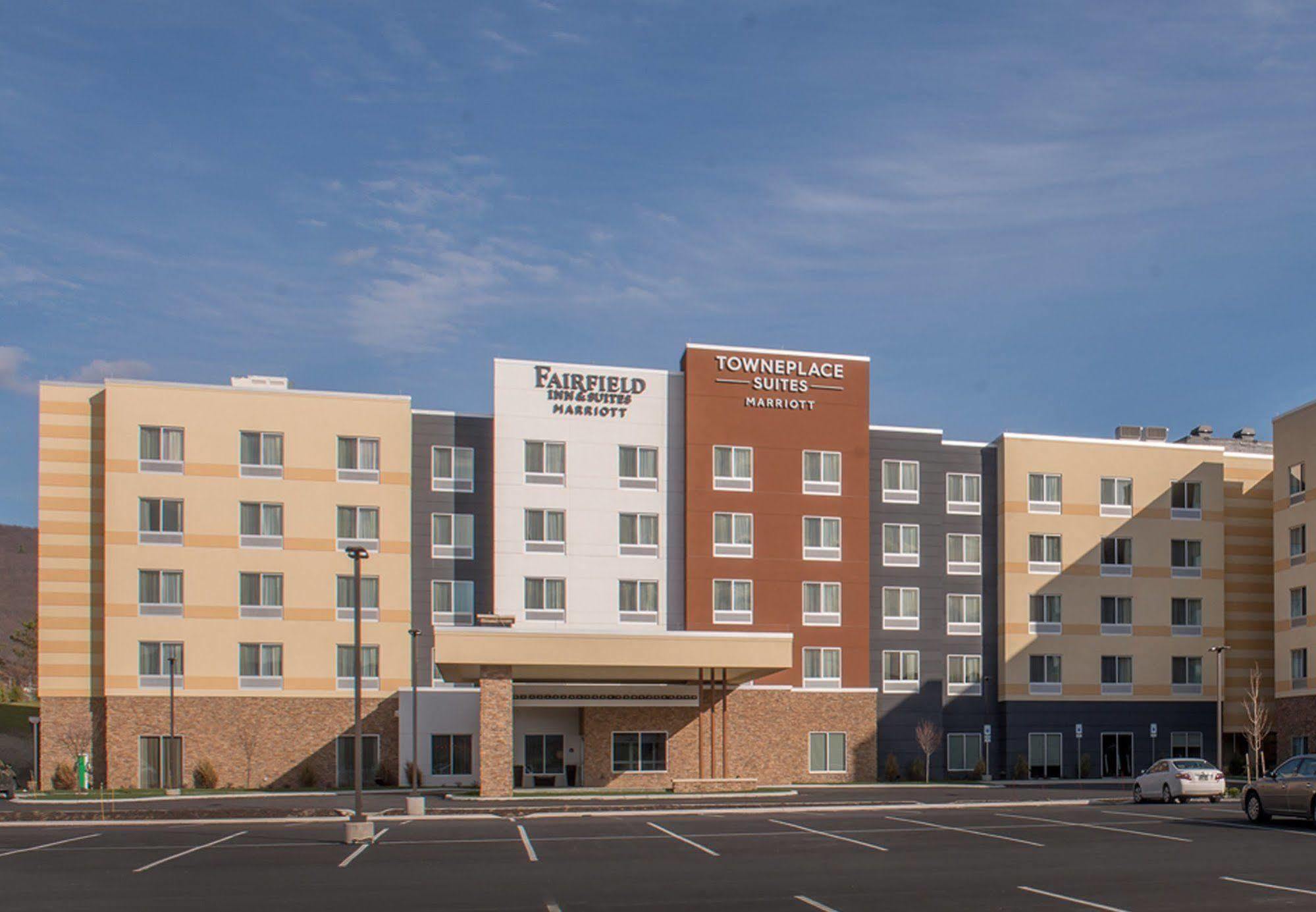 Fairfield Inn & Suites By Marriott Altoona Ngoại thất bức ảnh